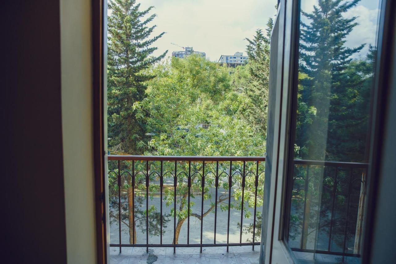 Clock Tower Apartment In Baku Exterior photo